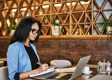 It s important to set your own goals and work hard to achieve them. Young beautiful businesswoman